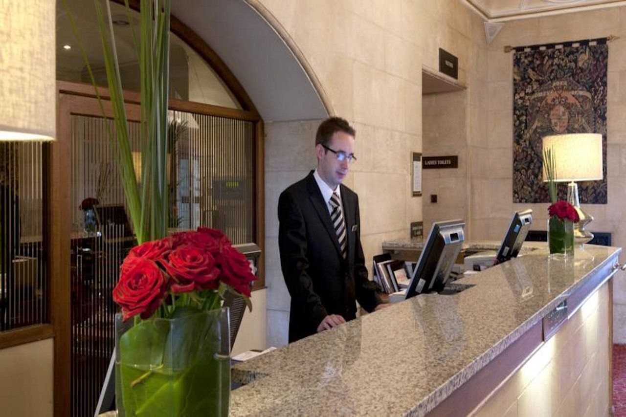 Birch Selsdon Hotel Croydon Eksteriør billede